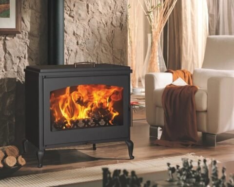 Panadero Provence Kaminofen Stahl Schwarz 8,2 kW